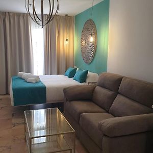 Studio met een King Size Bed